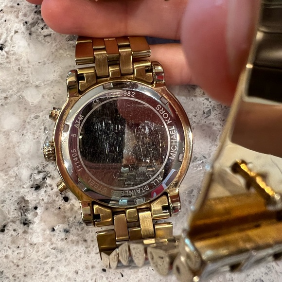 MICHAEL KORS LADIES WATCH - Picture 5 of 7